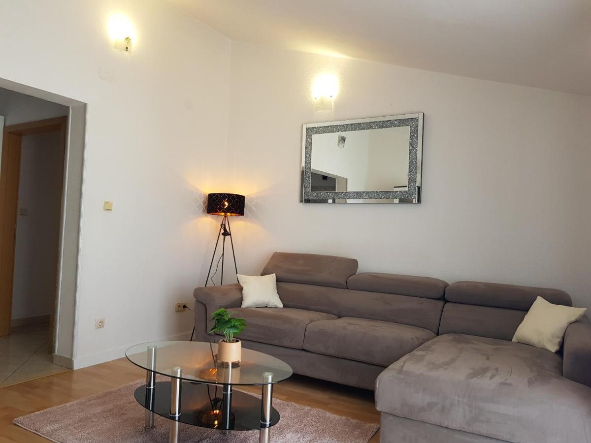 Apartman Mia With Pool1 Split Exterior foto