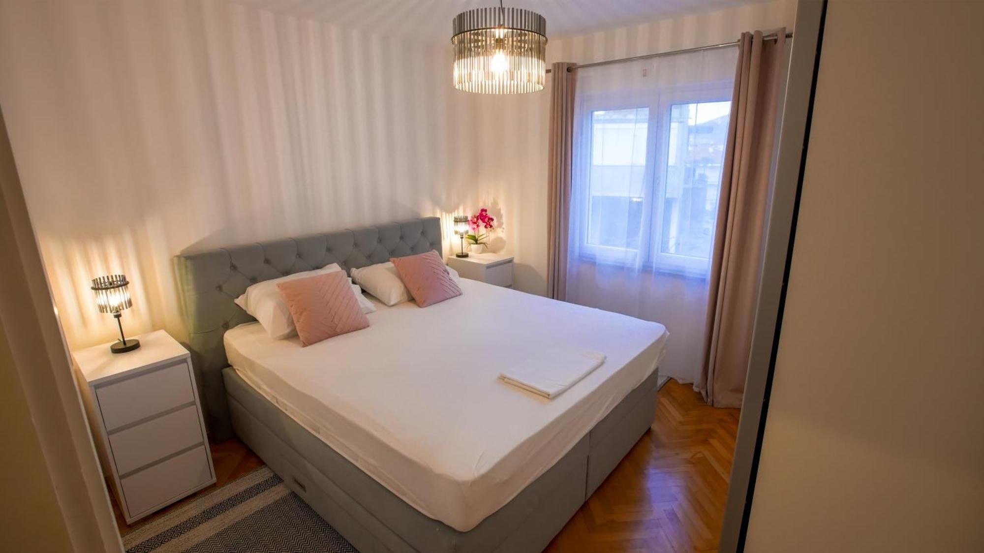 Apartman Mia With Pool1 Split Exterior foto