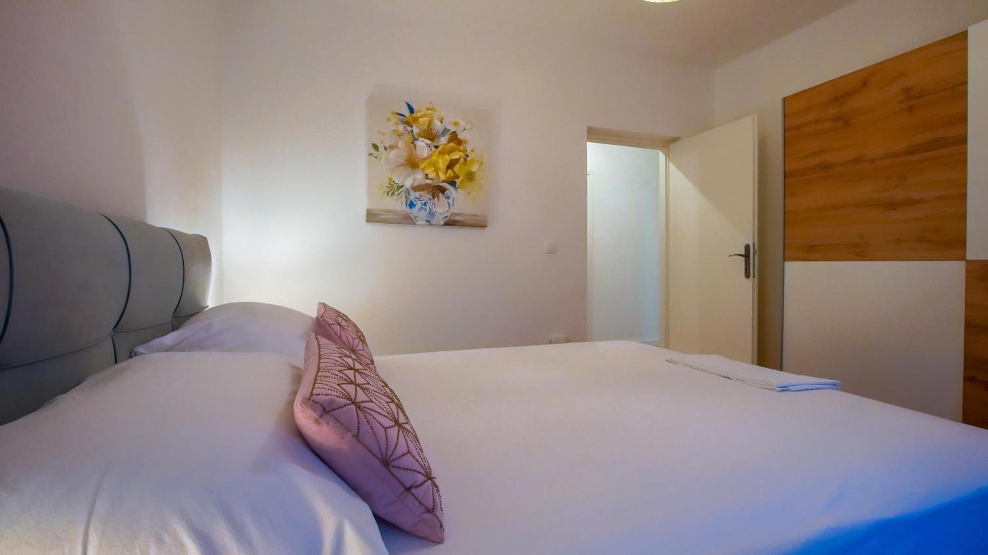 Apartman Mia With Pool1 Split Exterior foto