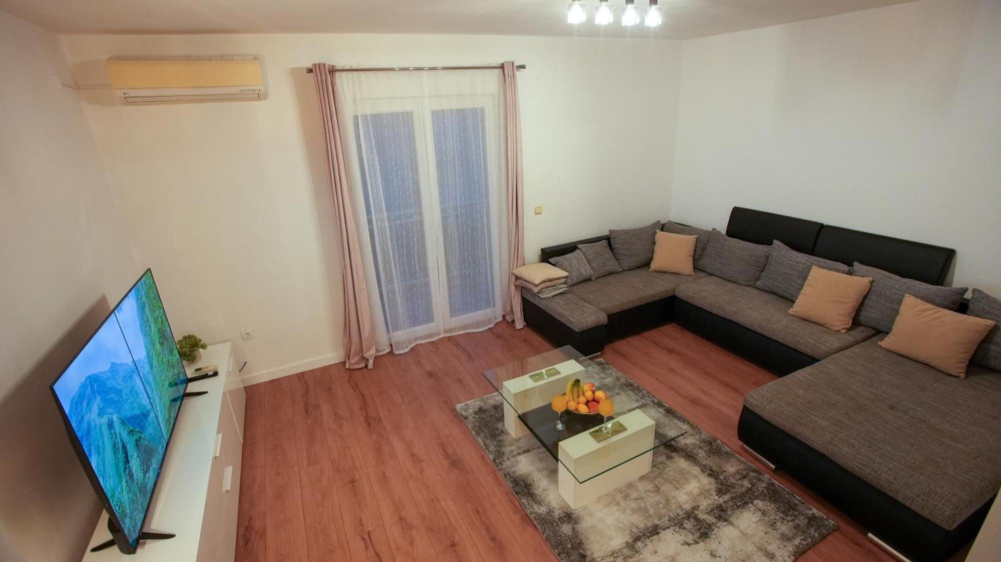 Apartman Mia With Pool1 Split Exterior foto